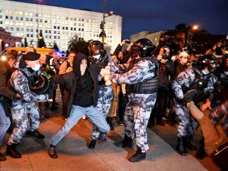 La paura tra il popolo in Russia: «Ma non doveva durare poco?»