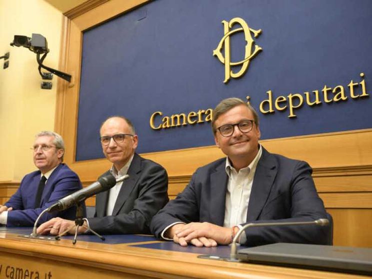 Con la rottura del patto Letta-Calenda «consegnata» la maggioranza al Senato