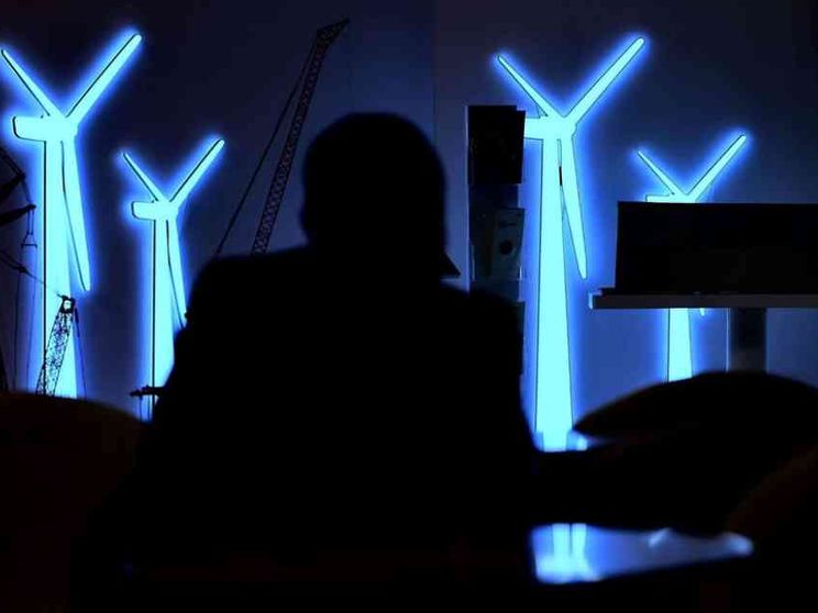 Costo finale dell'elettricità, è ora di spingere l'energia sostenibile