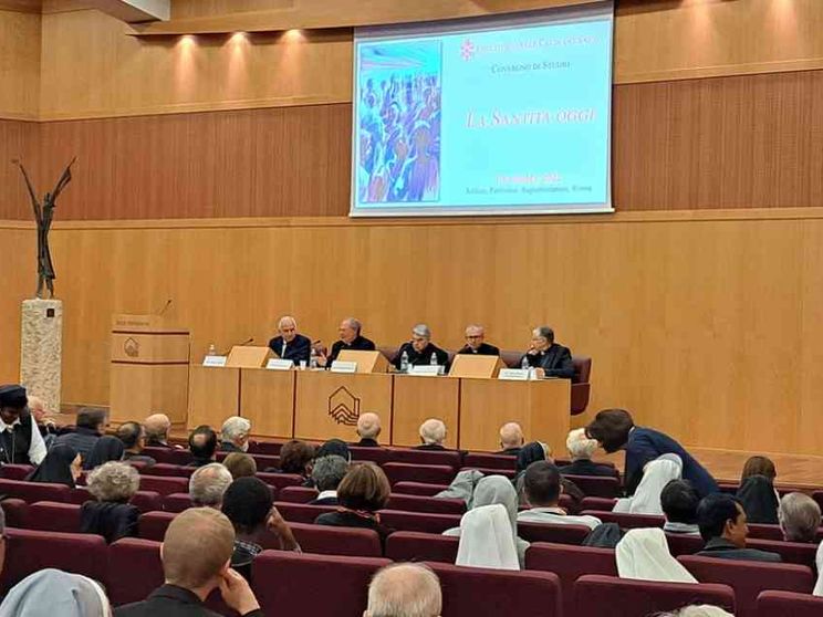 Il santo? L'uomo come Dio lo vuole. L'eroicità è fatta di azioni quotidiane