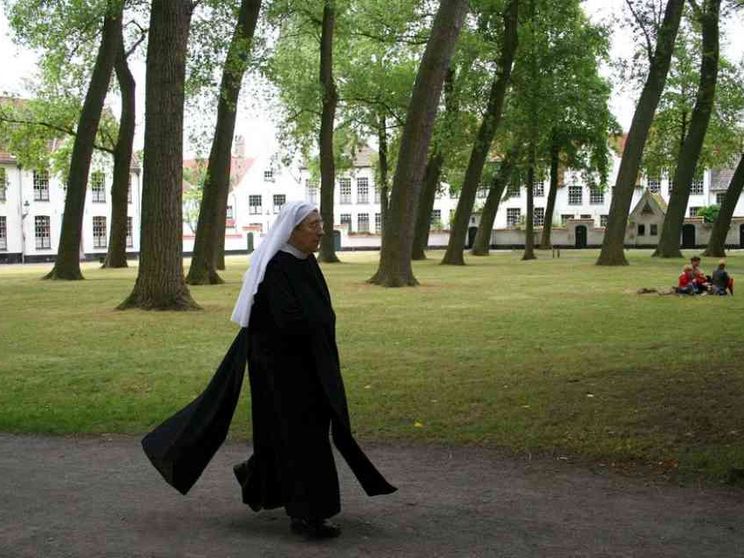 Né mogli, né monache: beghine da rivalutare