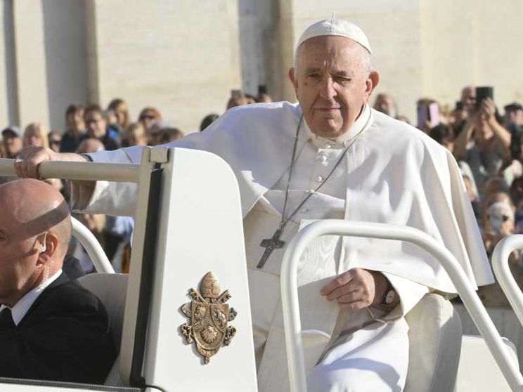 Il Papa: abituarsi a "leggere" la propria vita