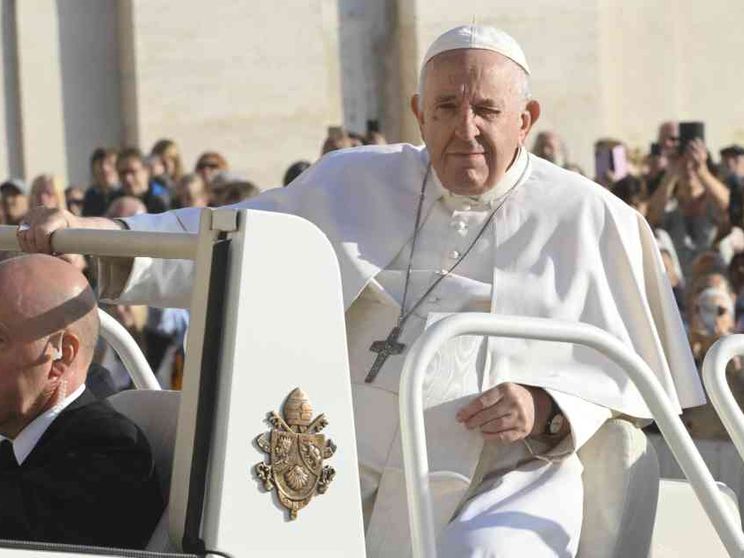 Il Papa: abituarsi a "leggere" la propria vita