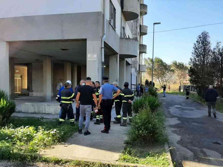Rogo in un appartamento a Catanzaro: morti tre giovani fratelli