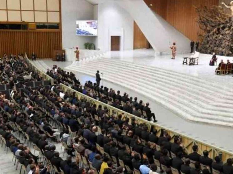 Carrierismo, tenerezza, pornografia... cosa ha detto il Papa ai seminaristi
