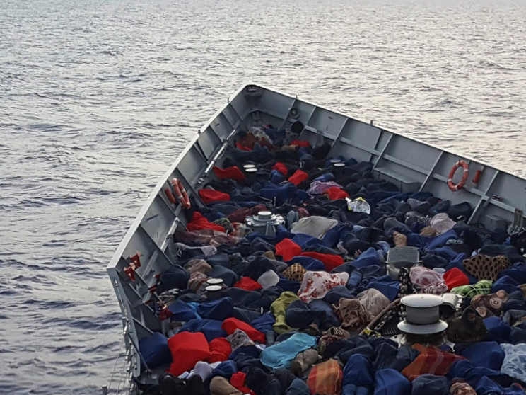 Quasi 1.200 persone soccorse dalla Guardia costiera italiana