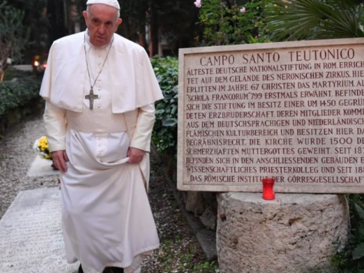 Il Papa il 2 novembre in preghiera al Campo Santo Teutonico