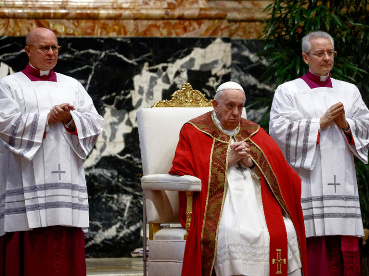Il Papa: il Vangelo è chiaro, i poveri vanno serviti senza compromessi