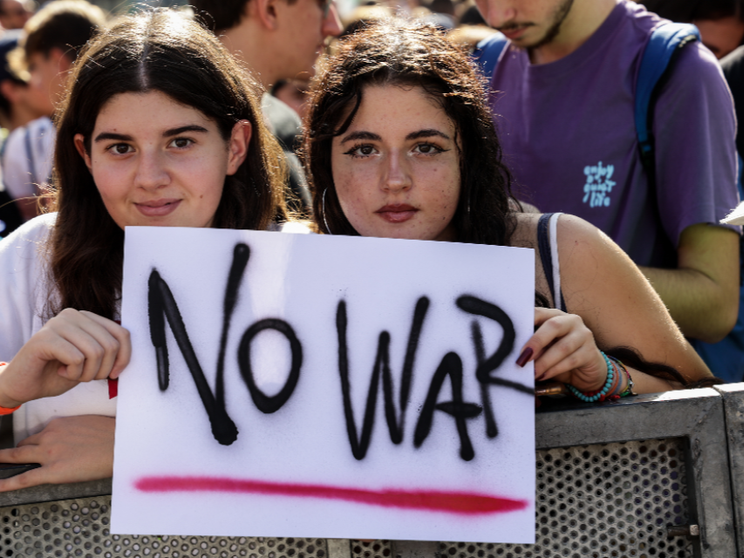 Vignarca (Rete pace e disarmo): «Così si è riunito il fronte della pace».