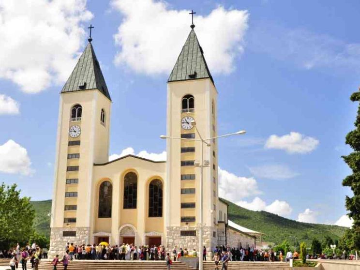 Il visitatore apostolico Cavalli: «Medjugorje, luogo di grazia»