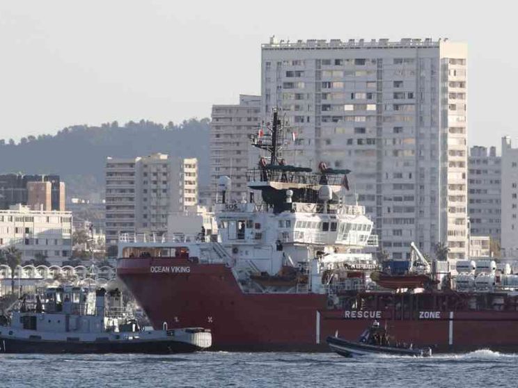 Dalla Ocean Viking tutti a terra. Parigi blocca gli accordi di redistribuzione