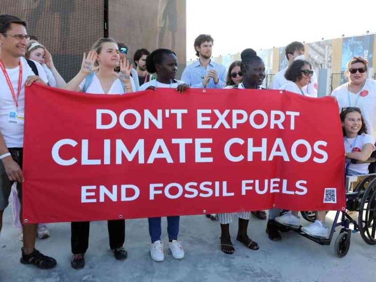 Le promesse infrante di Parigi e Glasgow: il carbone torna a bruciare l'Europa