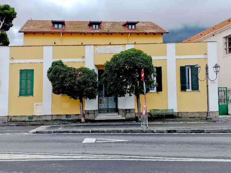 Bimbi maltrattati, una suora arrestata. Il vescovo: grande sconcerto