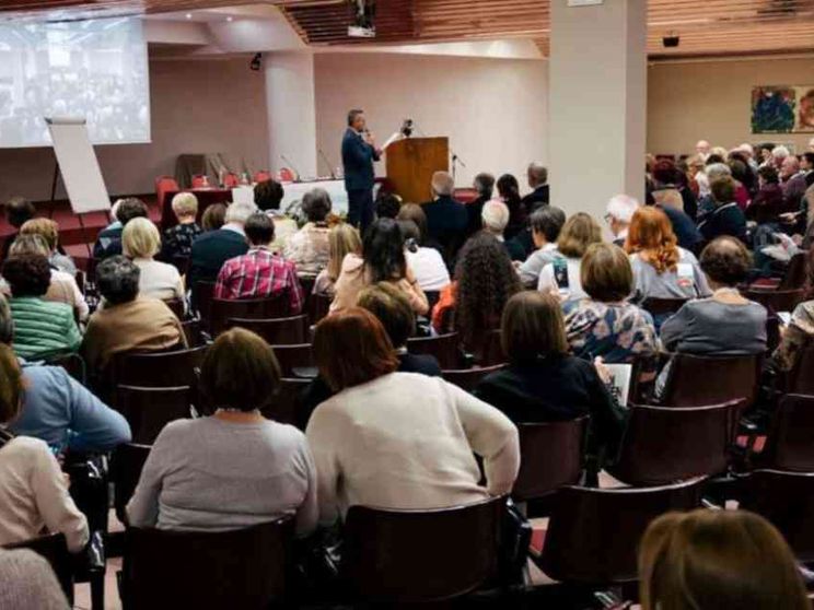 Zuppi al Movimento per la Vita: rispettare la vita è la radice della pace