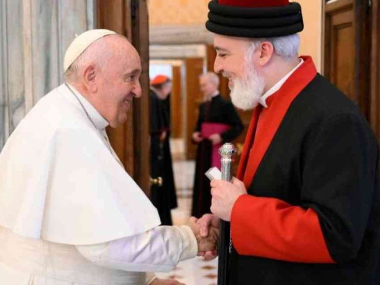 Il Papa al Catholicos Mar Awa III: verso una data comune per la Pasqua