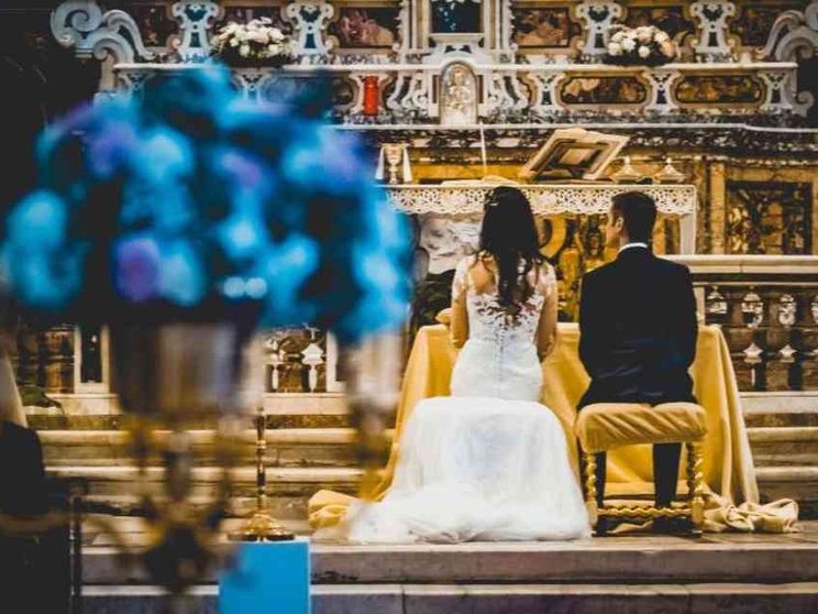 Non basta un bonus per sostenere il matrimonio