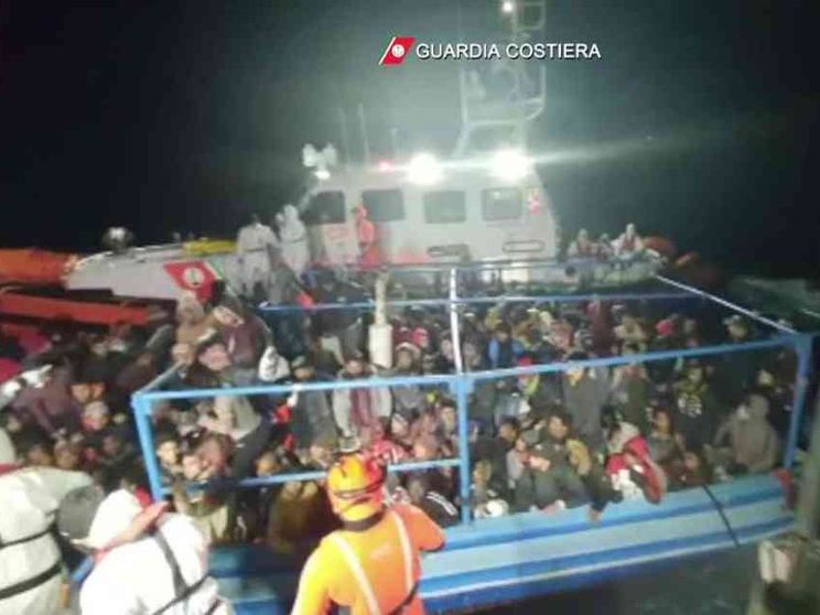 Migranti, in venti punti la sfida del piano Ue