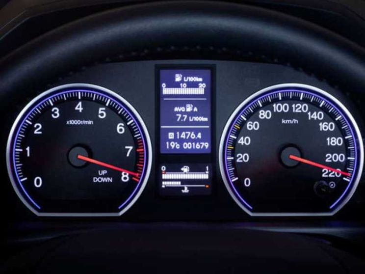 Impossibile superare i limiti di velocità in auto: ecco da quando