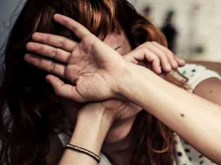 La Chiesa accanto alle donne vittime di violenza: madri, sorelle e figlie