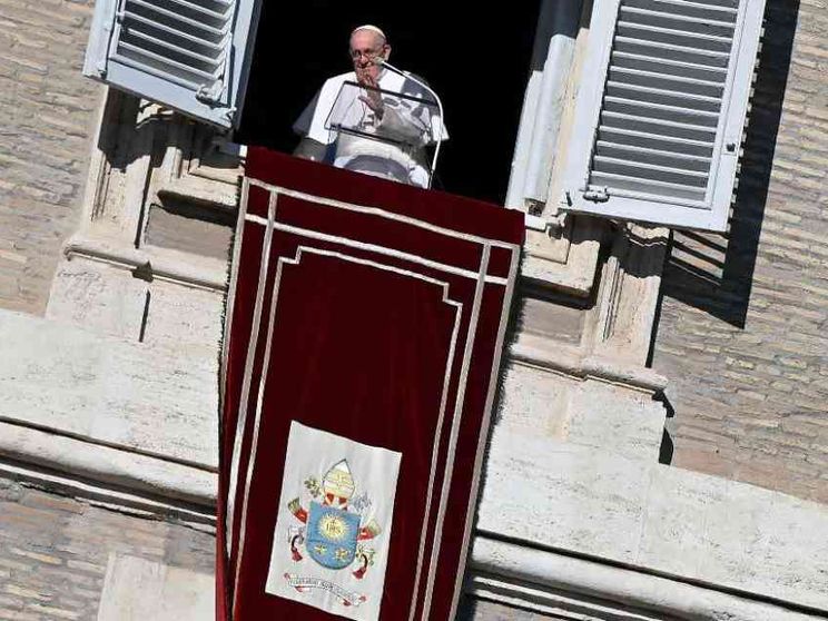 Il Papa: In Avvento: svegliamoci, Dio è presente nelle cose di ogni giorno