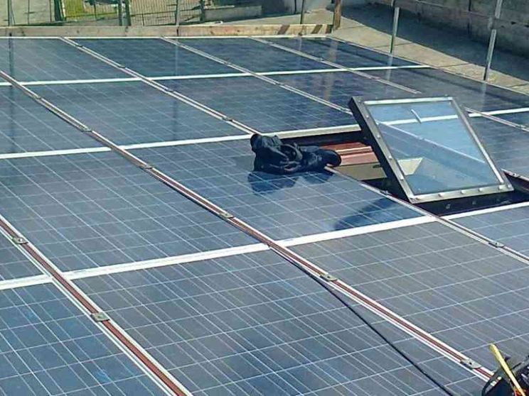 Comunità energetiche contro la crisi tra coesione sociale e nuove tecnologie