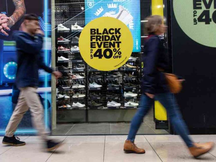 Il Censis: «Allarme povertà anche per i lavoratori dipendenti»