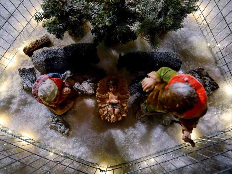 Da Teresina a "Tu scendi dalle stelle" i santi che hanno "vissuto" il Natale