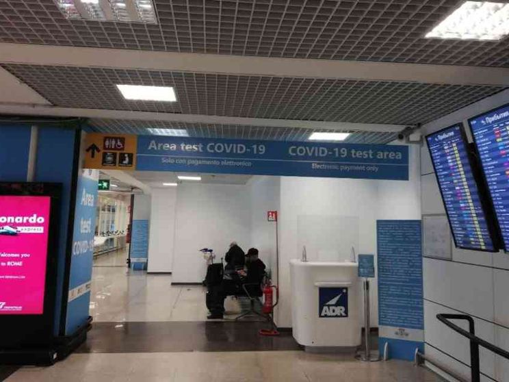 Obbligo di tampone per chi arriva dalla Cina. A Malpensa positivo 1 su 2