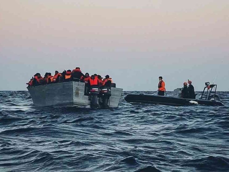 La strategia anti-salvataggi è già in vigore. Occhi chiusi sulla Libia