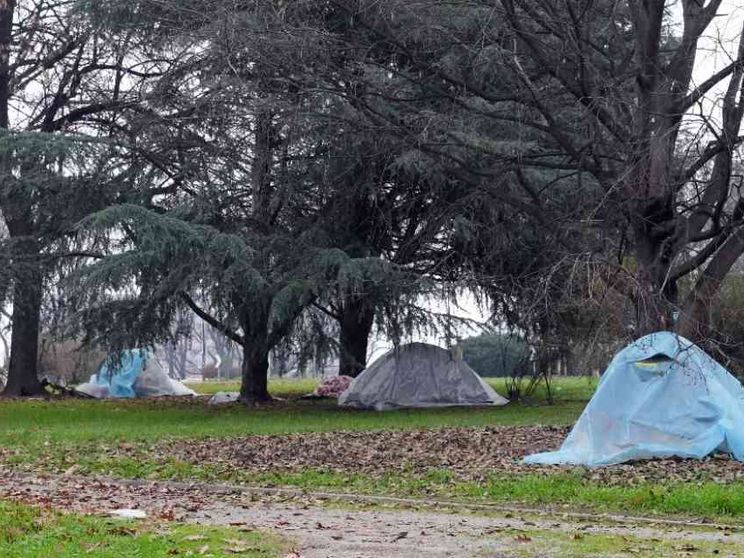 Marco, Hamza e gli accampati. «A Milano la casa è una tenda»