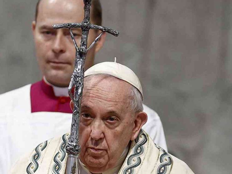 Il Papa: Preghiamo per chi è colpito dalla guerra. Risorse vadano a sviluppo