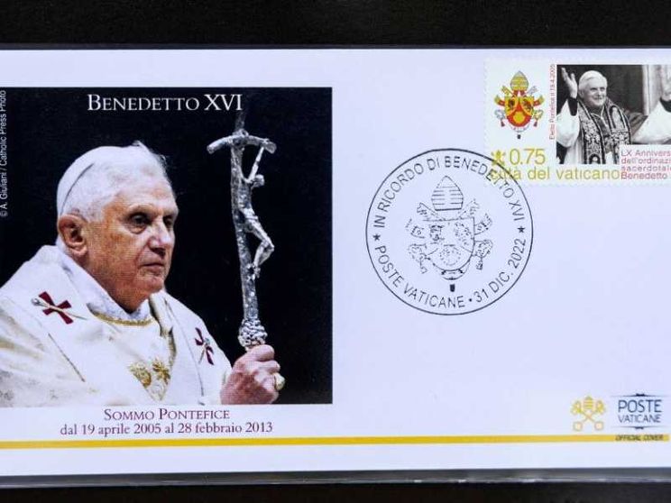 Poste Vaticane, emesso un annullo filatelico per Benedetto XVI