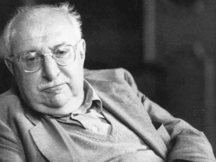 I giochi di specchi di Giorgio Manganelli