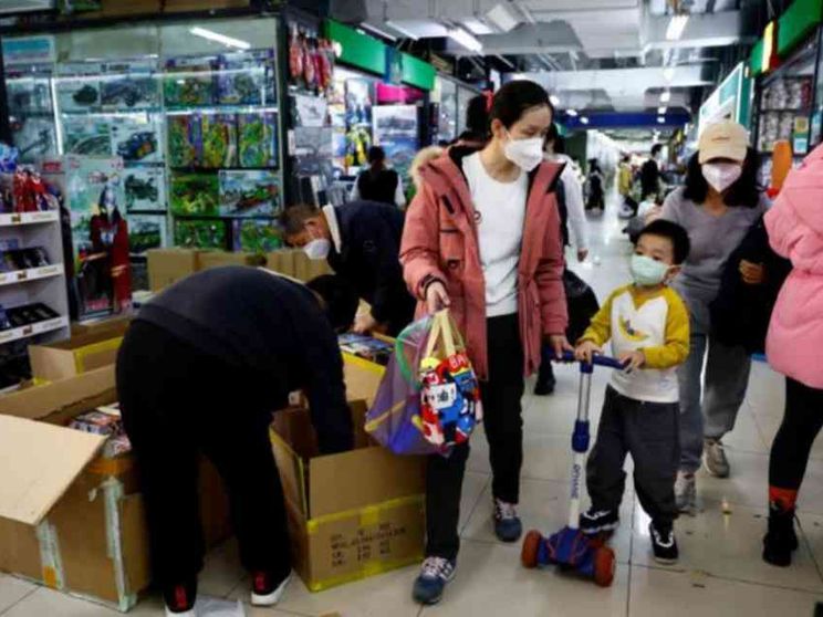 Alla fine la Cina deve ammettere: «Mai così pochi nati da 60 anni»