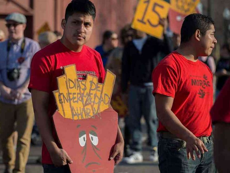 La democrazia degli oligopoli: così il profitto vince sul lavoro