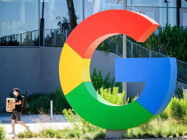 Hi-tech, l'impatto dei tagli dei colossi Usa sul digitale italiano