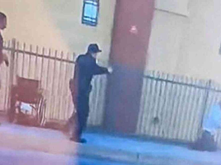 La polizia spara e uccide un afroamericano disabile su sedia a rotelle