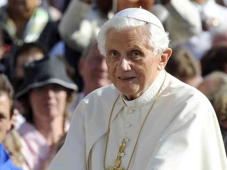 Un mese fa la morte di Benedetto XVI. «Un Papa moderno, quasi illuminista»