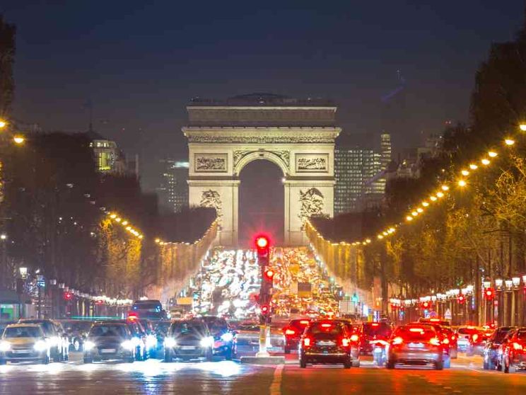 La rivoluzione francese spinge l'auto elettrica per tutti