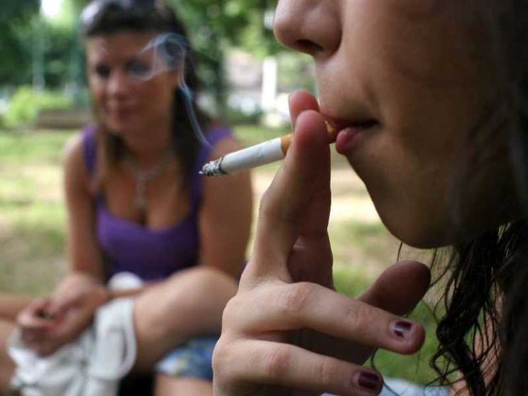 Giovani e fumo, tolleranza zero «Sigaretta prima causa di morte»