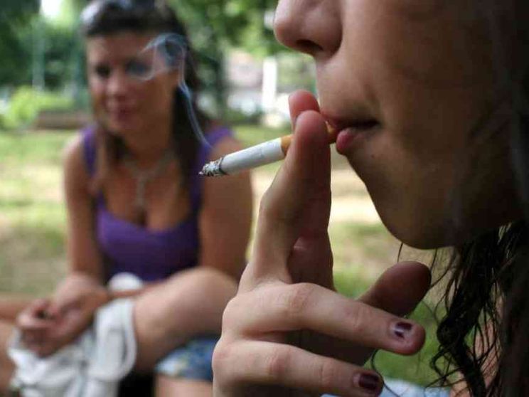 Giovani e fumo, tolleranza zero «Sigaretta prima causa di morte»