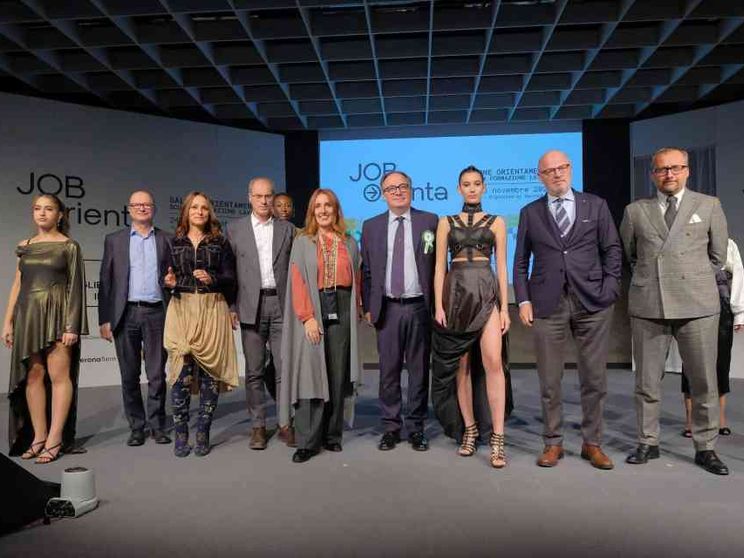 Cresce l'industria della moda, ma servono nuove competenze