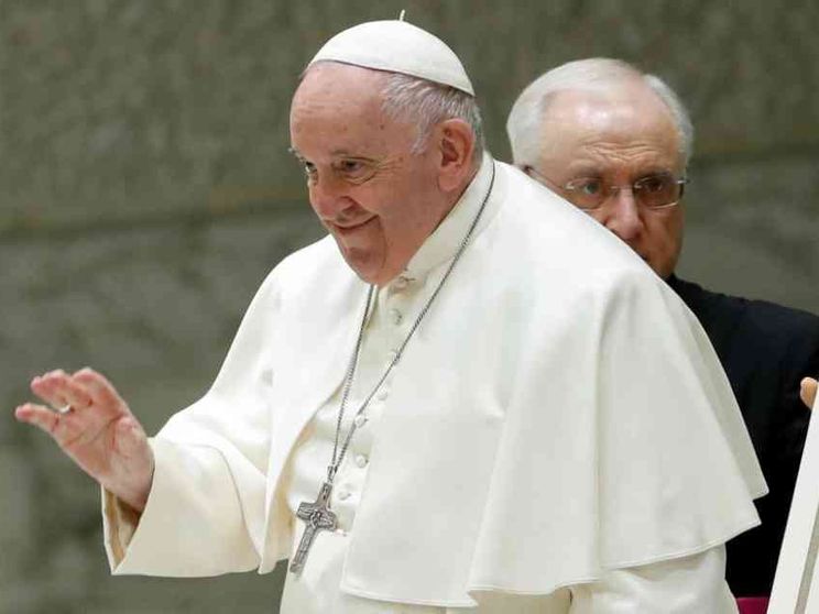 Il Papa: vergogna che tanti Paesi offrano aiuto al Sud Sudan con le armi