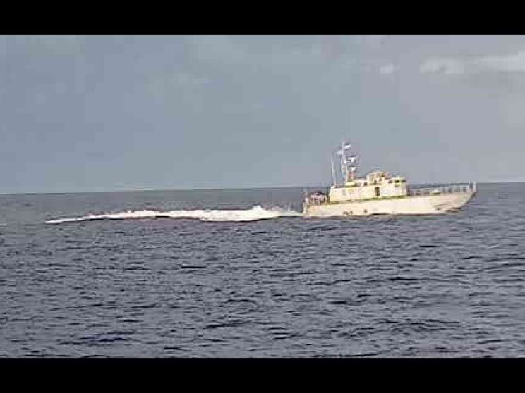 I guardacoste libici tentano di catturare 4 pescherecci. E l'Italia cede