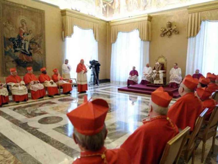 Dieci anni fa la storica rinuncia pronunciata da Benedetto XVI