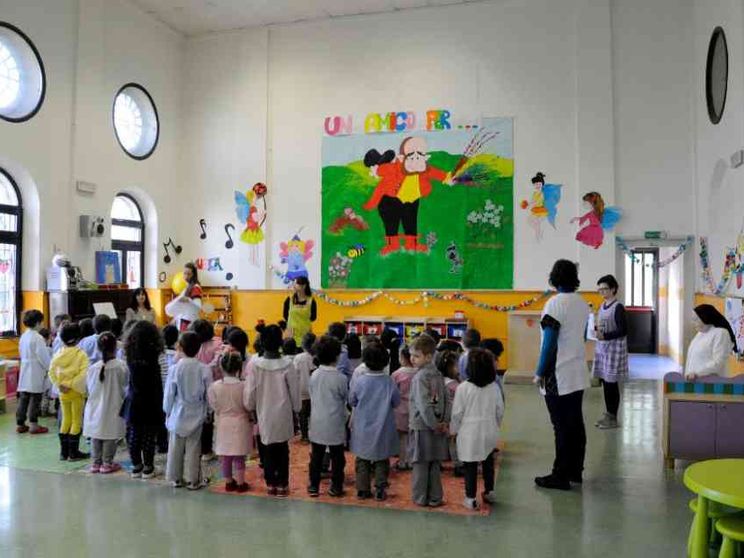 Costi troppo alti, contributi al minimo. Il declino delle scuole paritarie