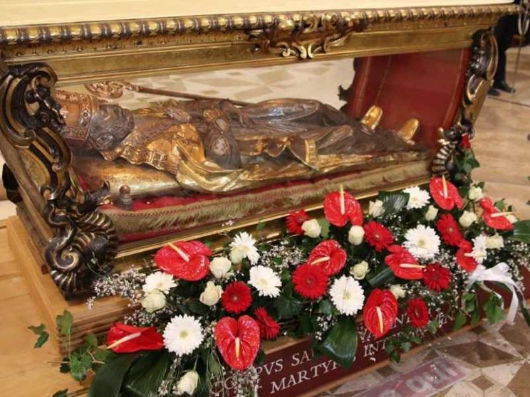Valentino, il Santo senza Volto. Ecco perché (e come) lo si celebra