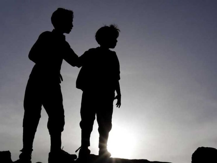 Figli "rapiti" dai genitori. «E l'Italia sta a guardare»