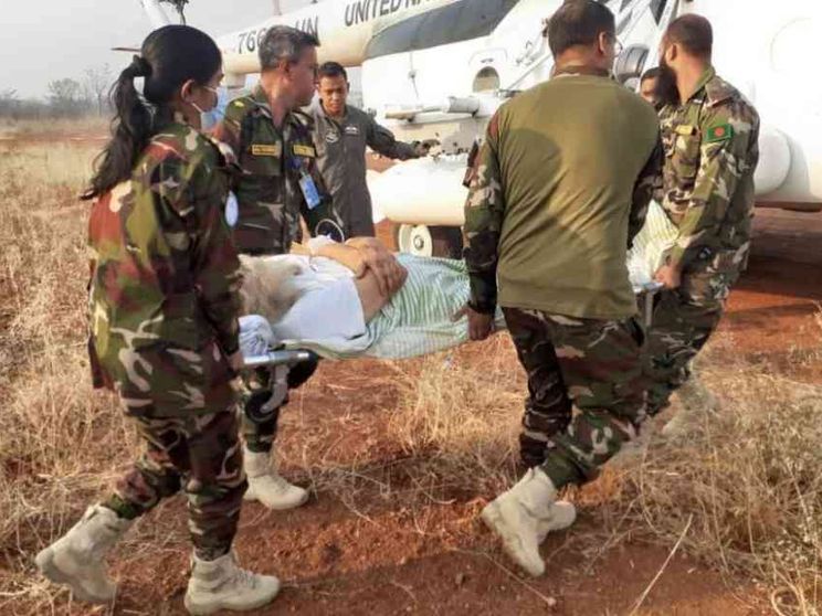 Sta meglio il missionario di Lecco: l'auto era saltata su una mina