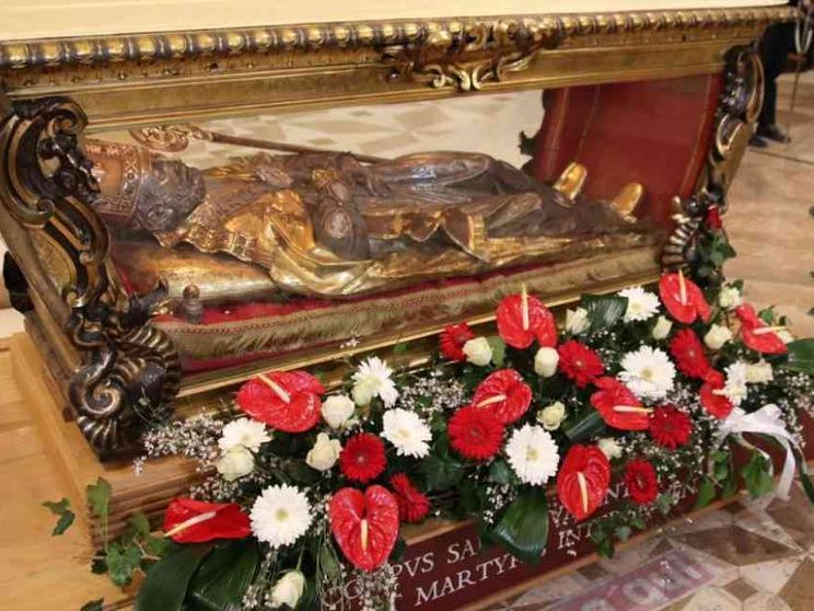 Valentino, il Santo senza Volto. Ecco perché (e come) lo si celebra